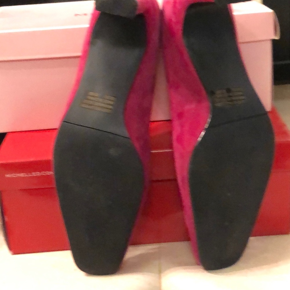 Heels - Picture 3 of 3